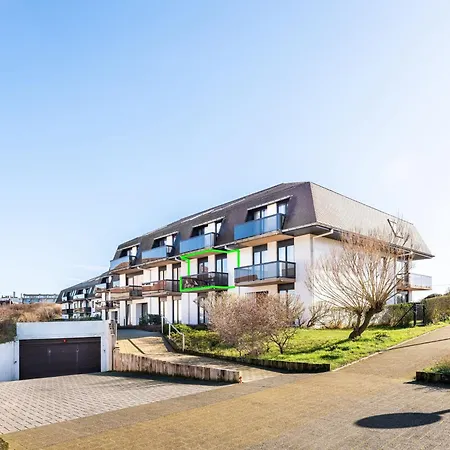 Appartement Apartment In Oostduinkerke With Garage *