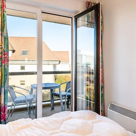 公寓 Apartment In Oostduinkerke With Garage *